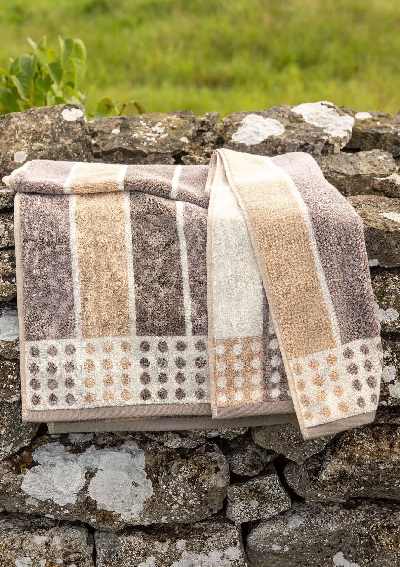 Gudrun Sjödén Duschhandduk "Flow" i ekologisk bomull