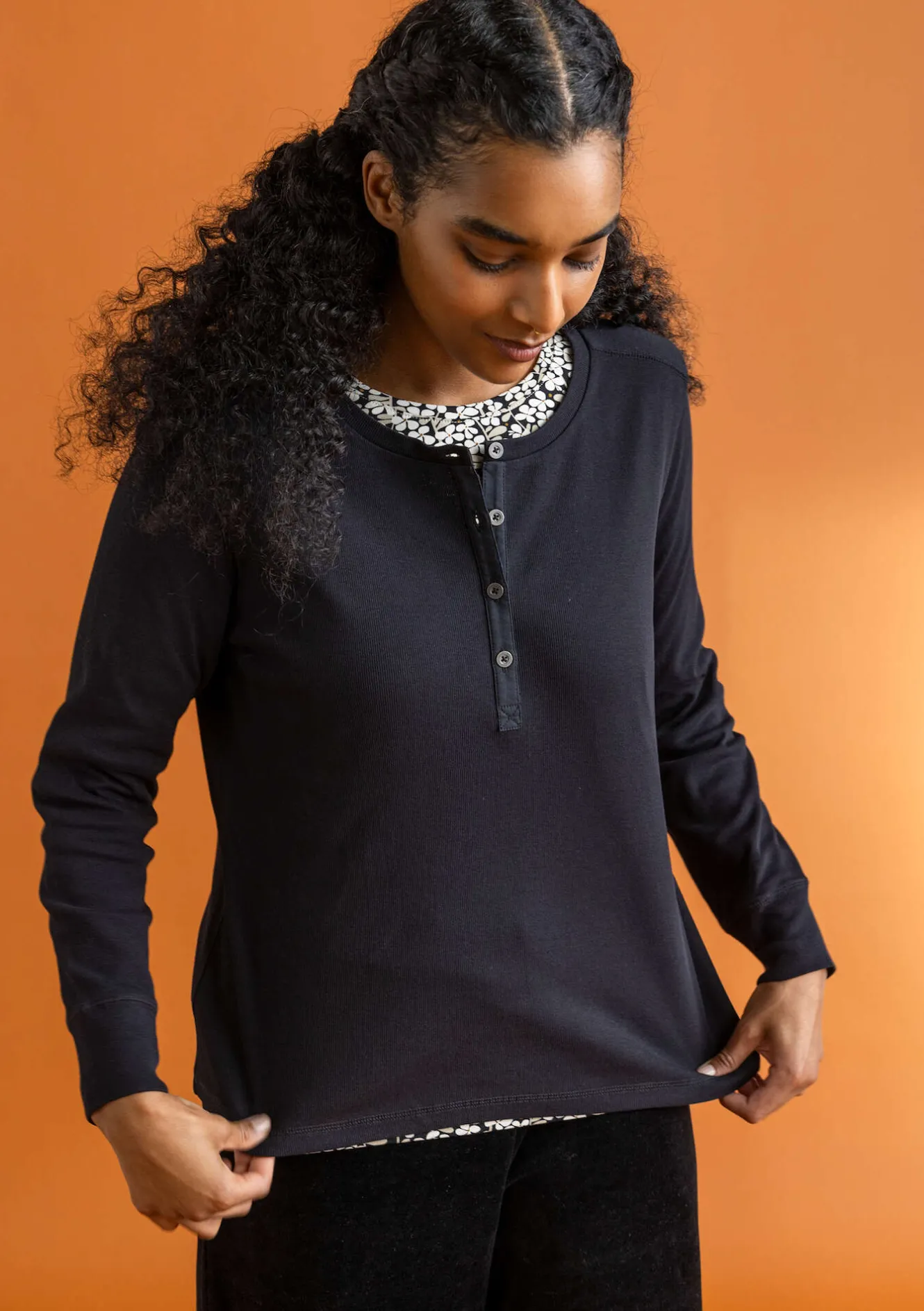 Gudrun Sjödén Farfarströja i ekologisk bomullsrib