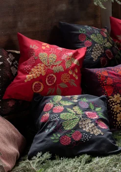 Gudrun Sjödén Kuddfodral "Fruits" i ekologisk bomull