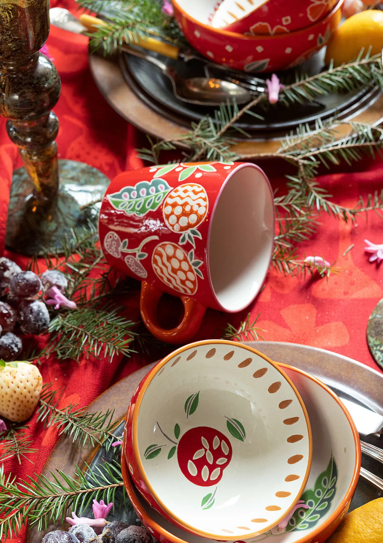 Gudrun Sjödén Mugg "Fruits" i keramik