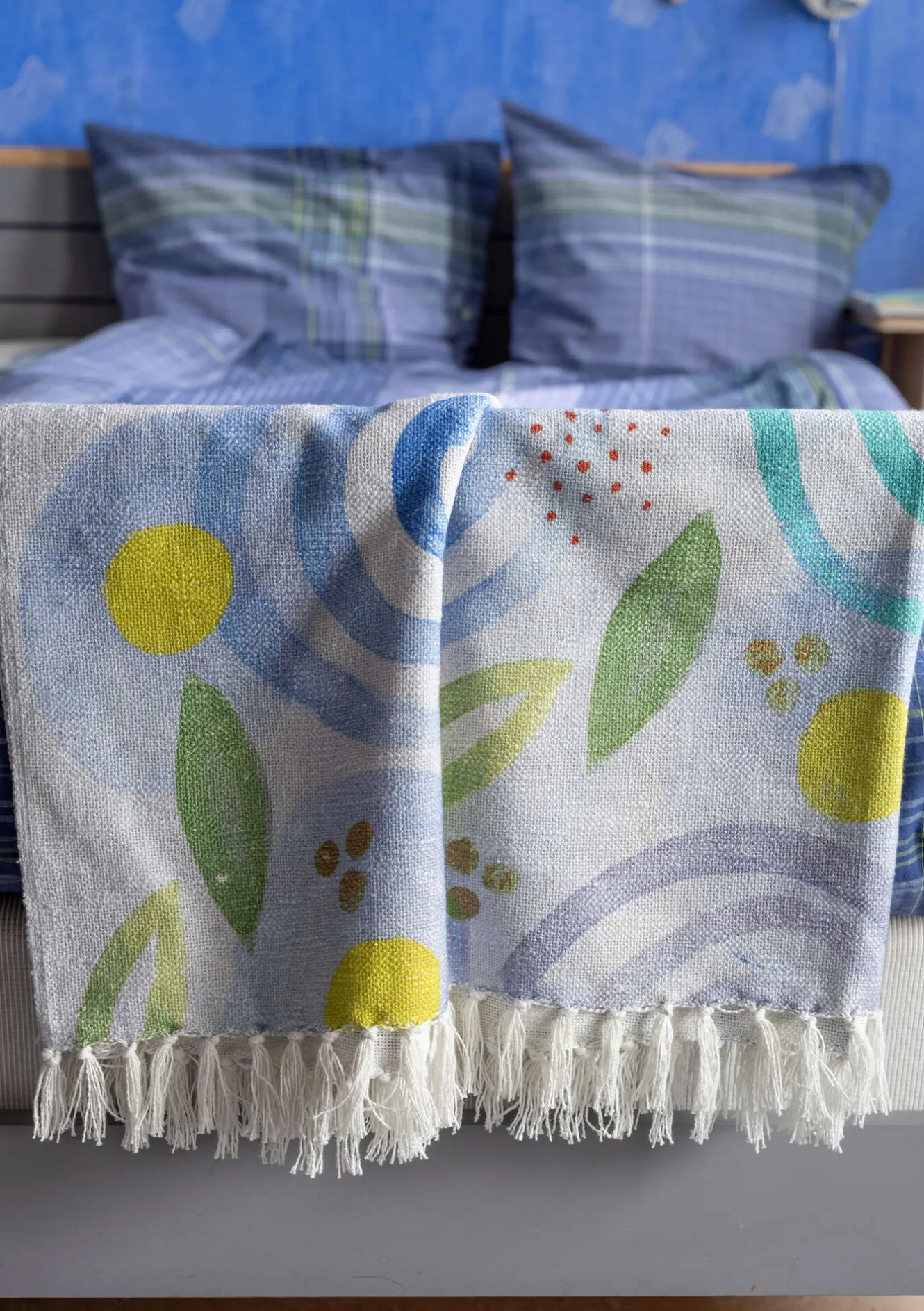 Gudrun Sjödén Pläd "Cumulus" i ekologisk bomull