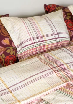 Gudrun Sjödén Örngott "Rainbow" i ekologisk bomull