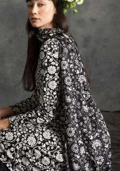 Gudrun Sjödén Sjal "Rupangi" i siden