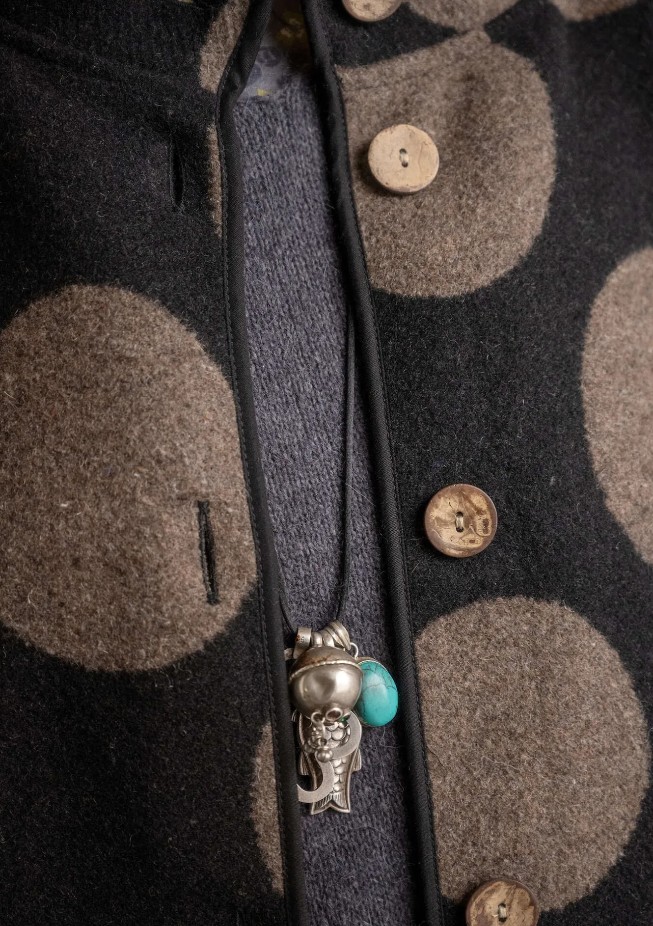 Gudrun Sjödén Vävd kappa "Stone" i ullblandning