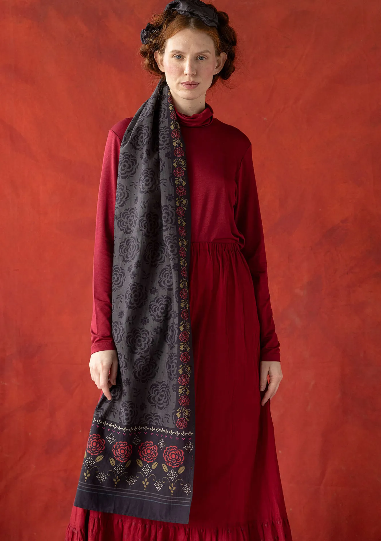 Gudrun Sjödén Vävd sjal "Kamelia" i ekologisk bomull/siden